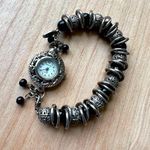 Seasons Watch Charm Bracelet Ladies Watch Vintage Versatile Quartz Photo 0