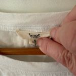 Easel Hibiscus Cotton Oversized Boxy Cropped Tee. Size Small. White Size M Photo 1