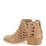 Vince Camuto  Peera Tan‎ Suede Ankle Booties Boots Shoes Womens Size 7.5M Photo 1