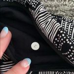 Lululemon  Cropped Leggings Photo 7