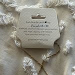 Gold Pendant Necklace Photo 2