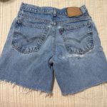 Vintage 90s Levi’s Mom Medium Wash Denim Cutoff Shorts Blue Size 27 Photo 1
