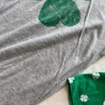 gray and green shamrock shirt Size M Photo 3