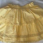yellow skirt Photo 2