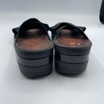 Bzees  Black Platform Stretch Strappy Sandals Womens 9 Casual Slip On Beachy Photo 3