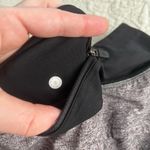 Lululemon  Speed Up Mid-Rise 2.5" shorts grey  Photo 3