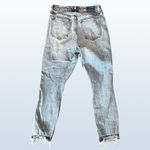 Abercrombie & Fitch Curve Love High Rise
Mom Jean, Size 27 (4) Regular Photo 6