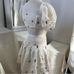 Source Unknown Elegant White Floral Dress Photo 9