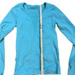 Fabletics  Light Aqua Women’s Athletic Long Sleeve Compression Top Sz S Photo 4