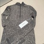 Varley  workout top Photo 3