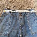 Abercrombie & Fitch Medium Wash High Rise Women's A&F Mom Jeans 28 (28 x 28.5) Photo 3