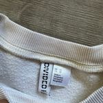 H&M Cream Crewneck Photo 2