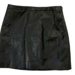 Urban Outfitters Women Size Small Faux Leather Skirt Black (18-315) Photo 0