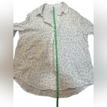 Rails Ellis Button Down Shirt in Grey Jaguar Print | Size Medium Photo 6