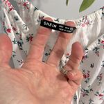 SheIn White Floral Flirty Crop Top Spaghetti Strap Photo 8