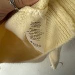 Vince Camuto Pastel Butter Yellow Crew Neck Knit Sweater Size Medium Preppy Photo 6