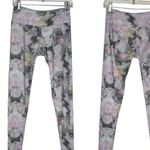 Onzie  Yoga Leggings Triangles Geometrical Print White Background Multi Color M/L Photo 6