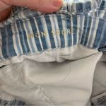 American Eagle Outfitters Womens Mom Shorts Size 14 Blue/White Striped nautical Photo 2