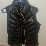 The North Face  Vest Puffer Women’s Photo 0
