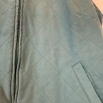 Orvis Teal Women's Quilted Vest Photo 2