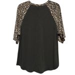 Zenana  Women's Brown Green Animal Print Short Sleeve T-Shirt Front Pocket Size L Photo 1