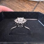 Sterling Silver Ring size 8 moissanite Photo 2