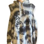 Torrid  Plus Size 1X Classic Fit Cold Shoulder Bat Skull Purple Tie Dye Hoodie Photo 1