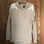 Daytrip Pullover Photo 0