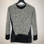 Athleta ‎ Marled R&R Grey Pullover Sweatshirt Size XS Photo 2