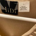 LIDI KNIT Tan Sleeveless Ruffle V Photo 2