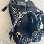 Arizona Love NWT Women’s Trekky Bandana Black & White Sandals Size 9/ EU 39 Photo 9