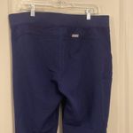 FIGS  scrubs, pants, size large ￼L/T Photo 2