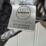 Mott 50 Women's M Navy Geometric Bamboo T Photo 7