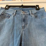 Levi's Levi’s Lightwash Bow Hem Jeans Size 6 or 28” Photo 5