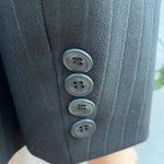 Max Mara  MADE IN ITALY Womens Blazer 100% Virgin Wool. Size 8
Classic Jacket Photo 8