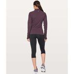 Lululemon  Toasty Tech 1/2 Zip black cherry sweat wicking tech fleece size 4 Photo 2