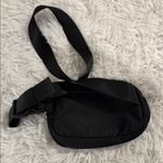 Lululemon  Everywhere Belt Bag in Black Photo 6