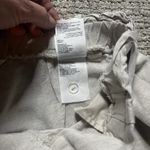 H&M  Woman's 10 Cream Paper‎ bag Shorts Photo 10