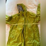 Alpine Design bright green size large rain coat Photo 2