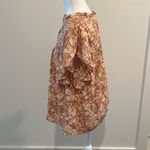 NWT Voy Neutral Floral Print Flutter Sleeve Top Sz L Tan Size L Photo 2