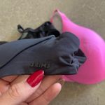 SKIMS Set of 2  Wireless Push Up Plunge Bra Photo 2