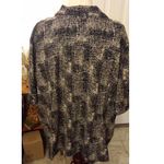 Maggie Barnes  5XW Animal Print Button Down Shirt Women Plus Size Short Sleeve Photo 2