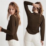 Madewell  Blouse Twist-Front Long-Sleeve Top Ribbed Crepe Expedition Green Sz L Photo 1