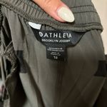 Athleta NWT Brooklyn Ankle Pant/Jogger Featherweight Fabric Olive Green- Size 18 Photo 10