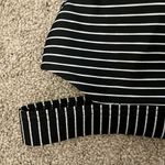 Speedo UPF 50+ Black & White Striped Endurance Lite Cutout Open-Back Bikini Top Photo 4