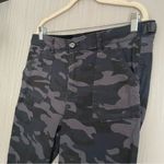 Democracy  Ab Solution Pants Womens 12 Black Camo Cropped Slimming Stretch Photo 4