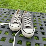 Converse Chuck Taylor All Star Canvas grey & white Low-Tops size 8 woman Photo 2