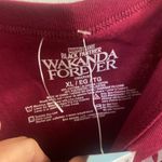 Marvel  Black Panther Wakanda Forever Womens Maroon Red Crop T Shirt XL NWT New Photo 4