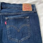 Levi's  Dark Wash Cropped Boyfriend Jeans Size 33 x 27‎ Photo 4