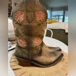 Liberty Black Nina Rose Distressed Brown Leather Floral Embroidered Boots Sz 6.5 Photo 3